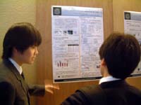 ポスター講演者の様子その2